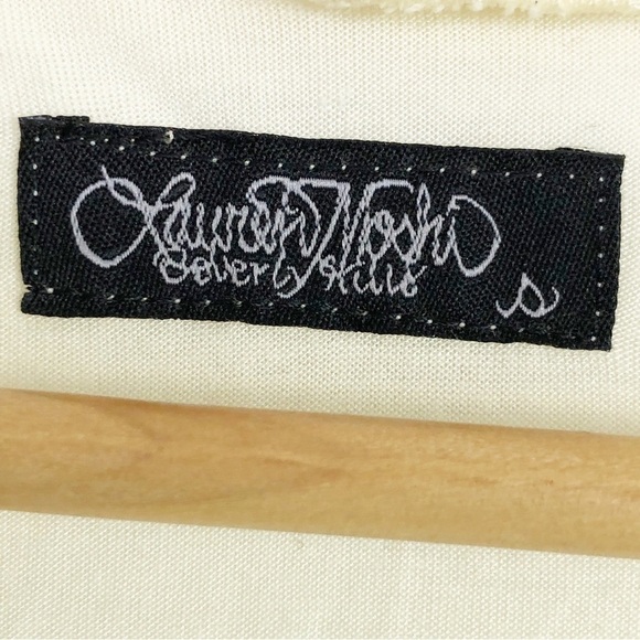 𝅺Lauren Moshi cream graphic T-shirt with pink graphic bear on front - Picture 7 of 10